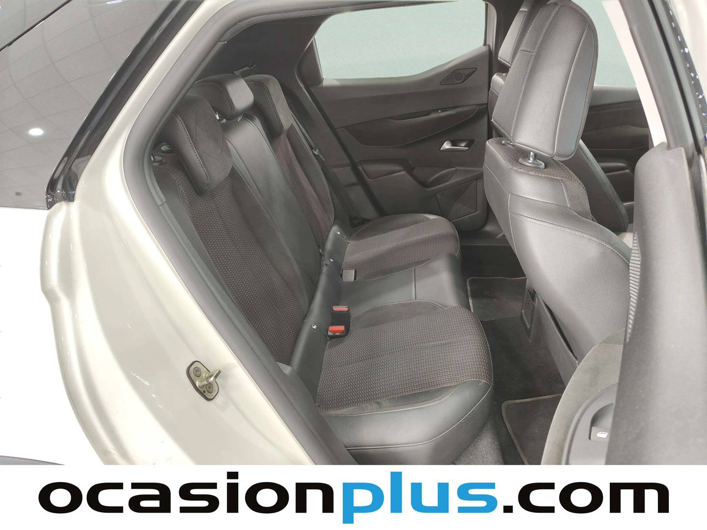 Foto DS DS 3 Crossback DS DS3 BlueHDi 130 Performance Line Auto (131 CV)