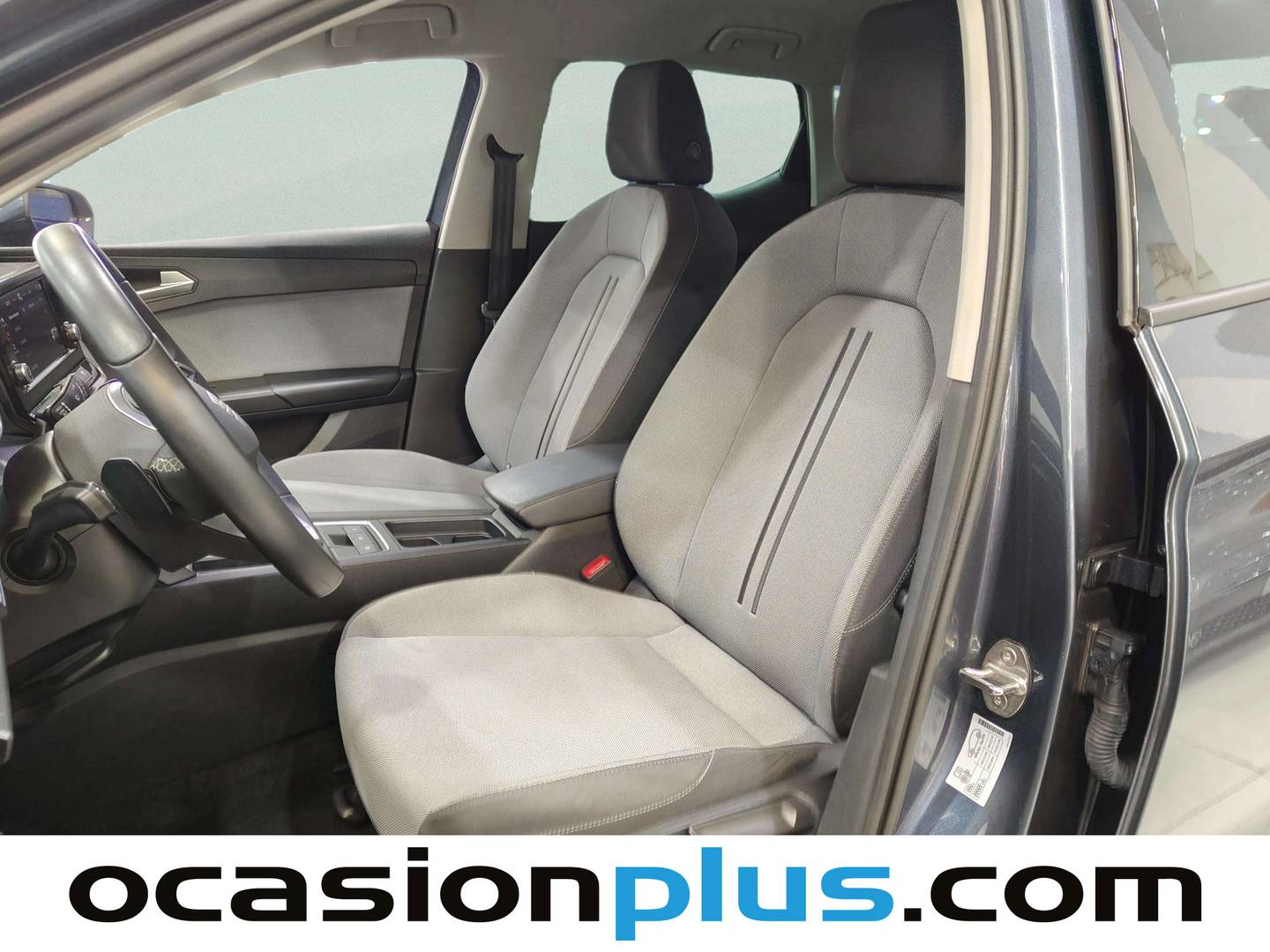 Foto asientos delanteros Seat León SEAT León 1.5 eTSI S&S Style Special Edition DSG (150 CV)