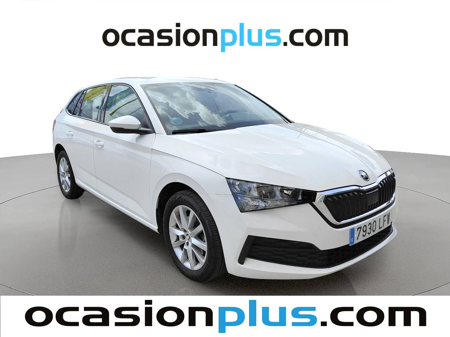 Foto delantera Skoda Scala Skoda Scala 1.6 TDI Active (115 CV) derecha