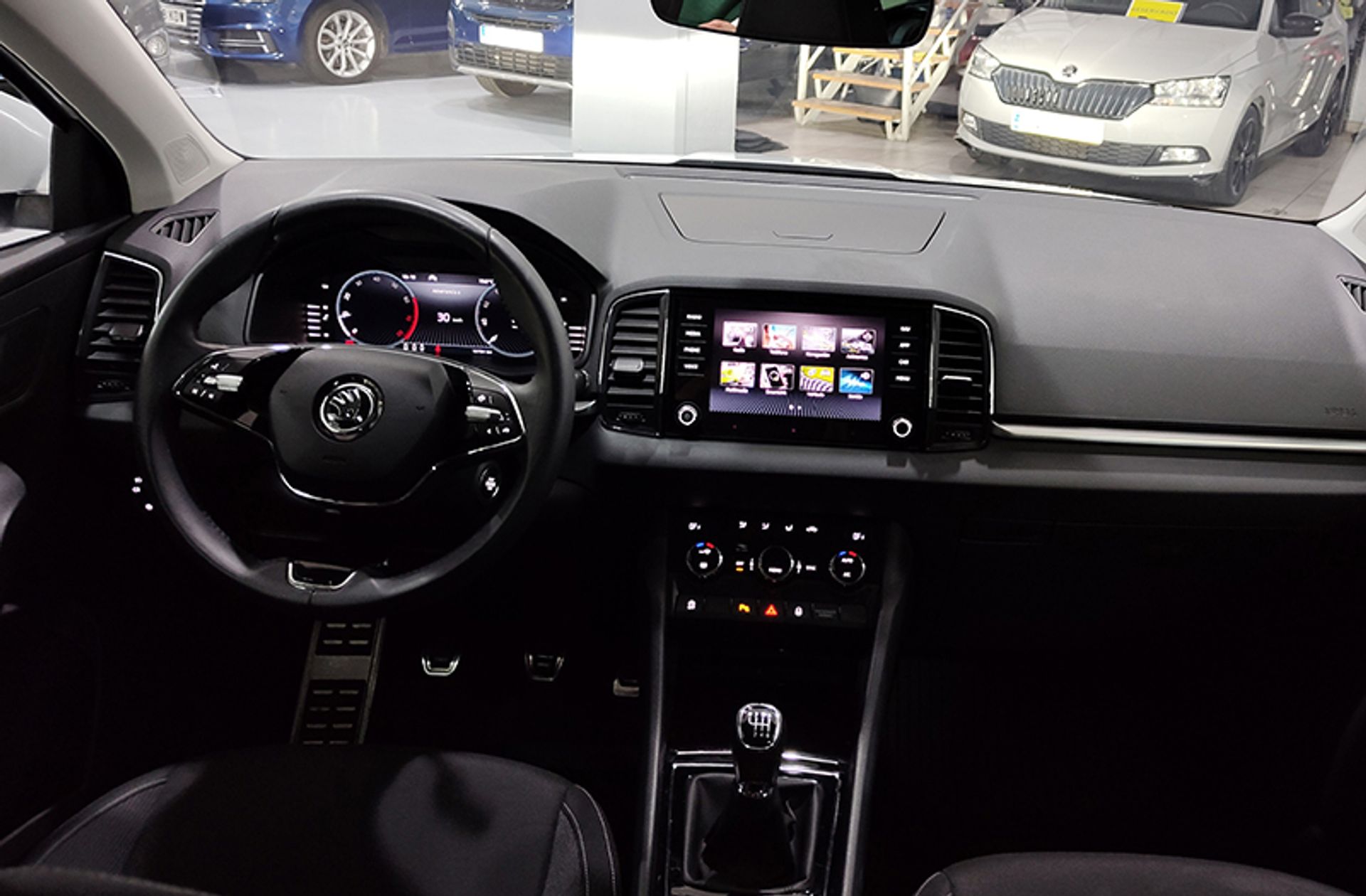 Škoda Karoq 1.0 TSI Ambition - foto 6