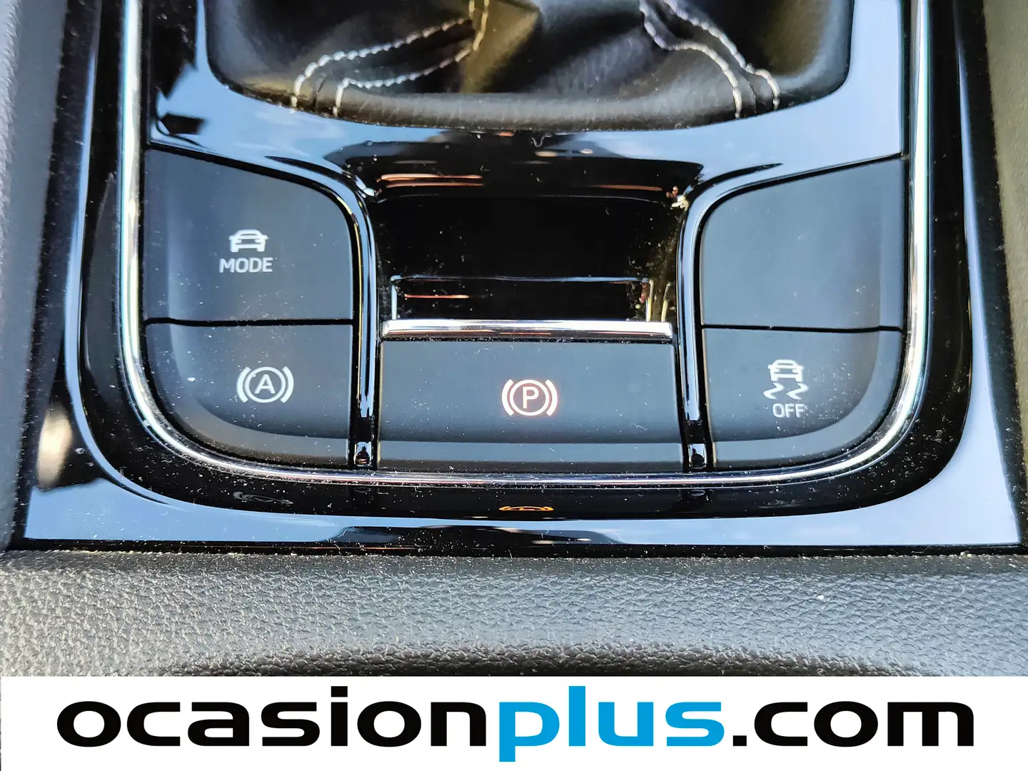 Foto Skoda Karoq Skoda Karoq 1.5 TSI ACT Sportline (150 CV)