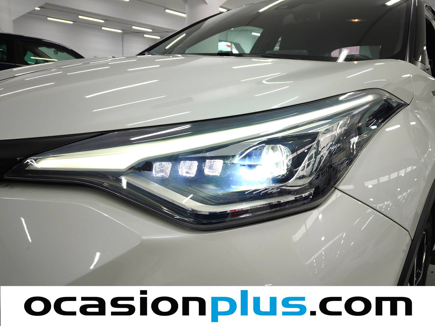 Accesorios del Toyota C-HR Toyota C-HR 2.0 180H Dynamic (184 CV)