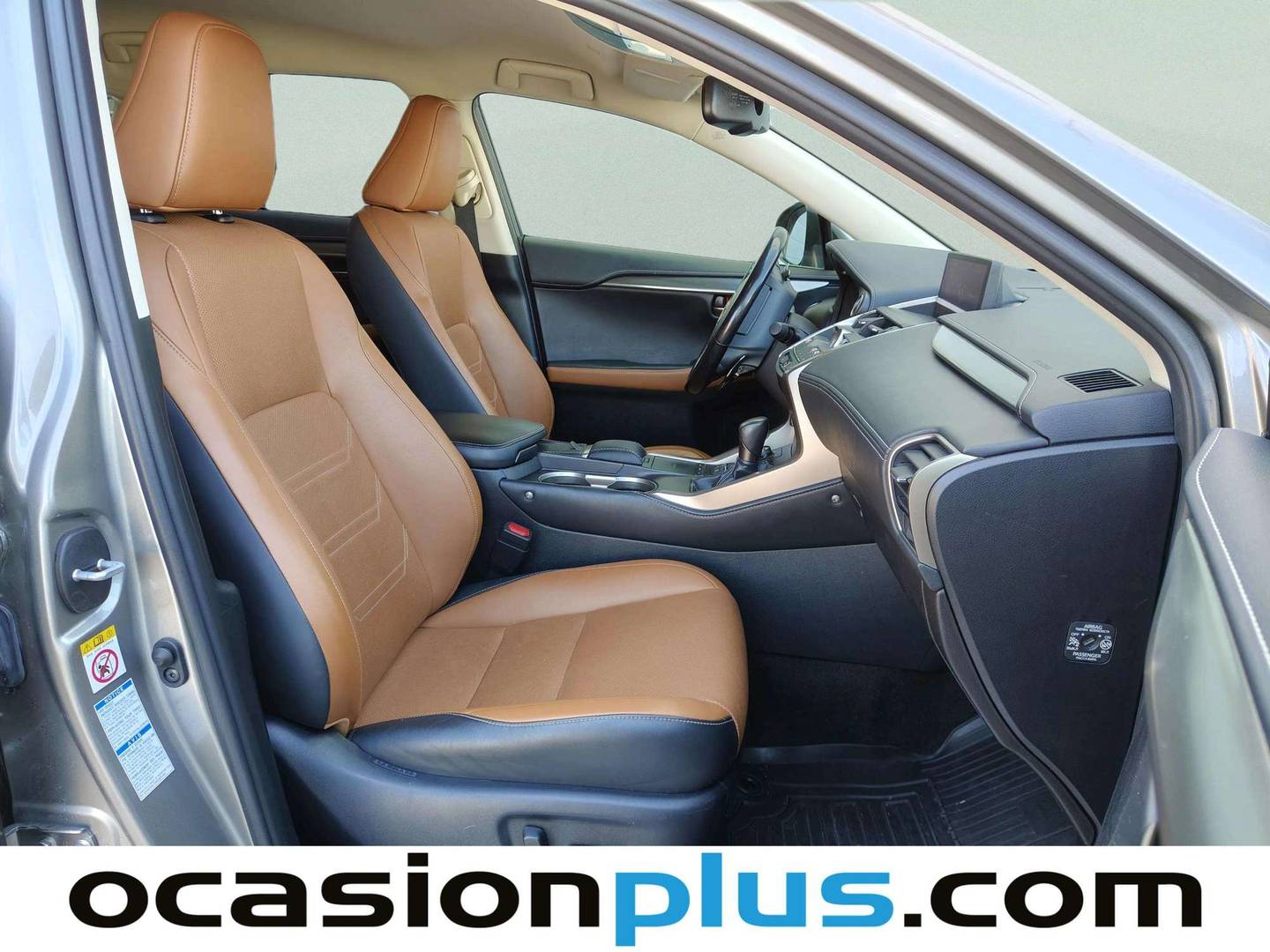 Lexus NX Lexus NX 300h Executive Navigation 4WD (197 CV) de segunda mano