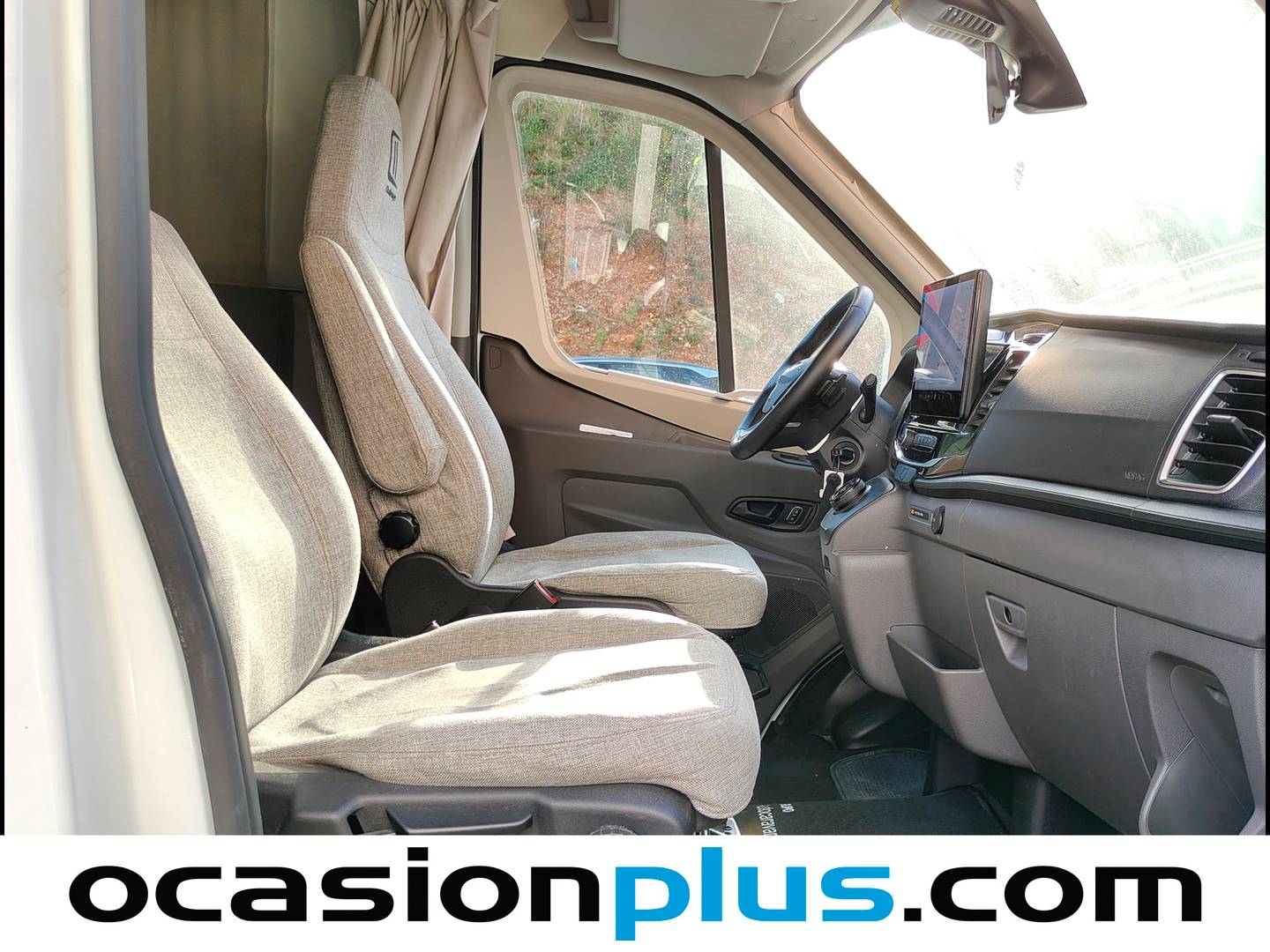 Challenger 380 D Challenger 380 D D Break Edition (131 CV) 4 Plazas 131cv