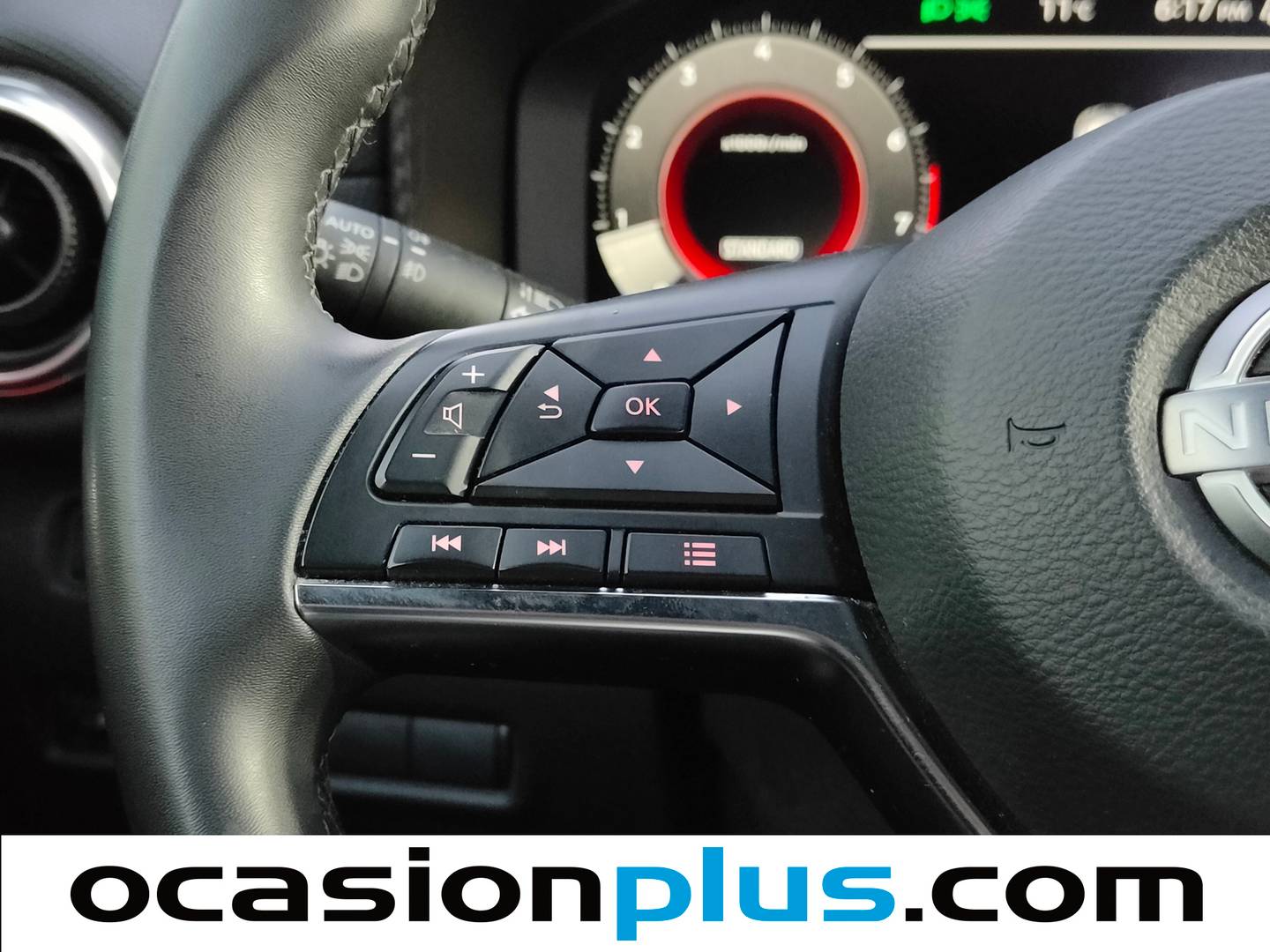 Foto Nissan JUKE Nissan Juke DIG-T N-Connecta 4x2 (114 CV)