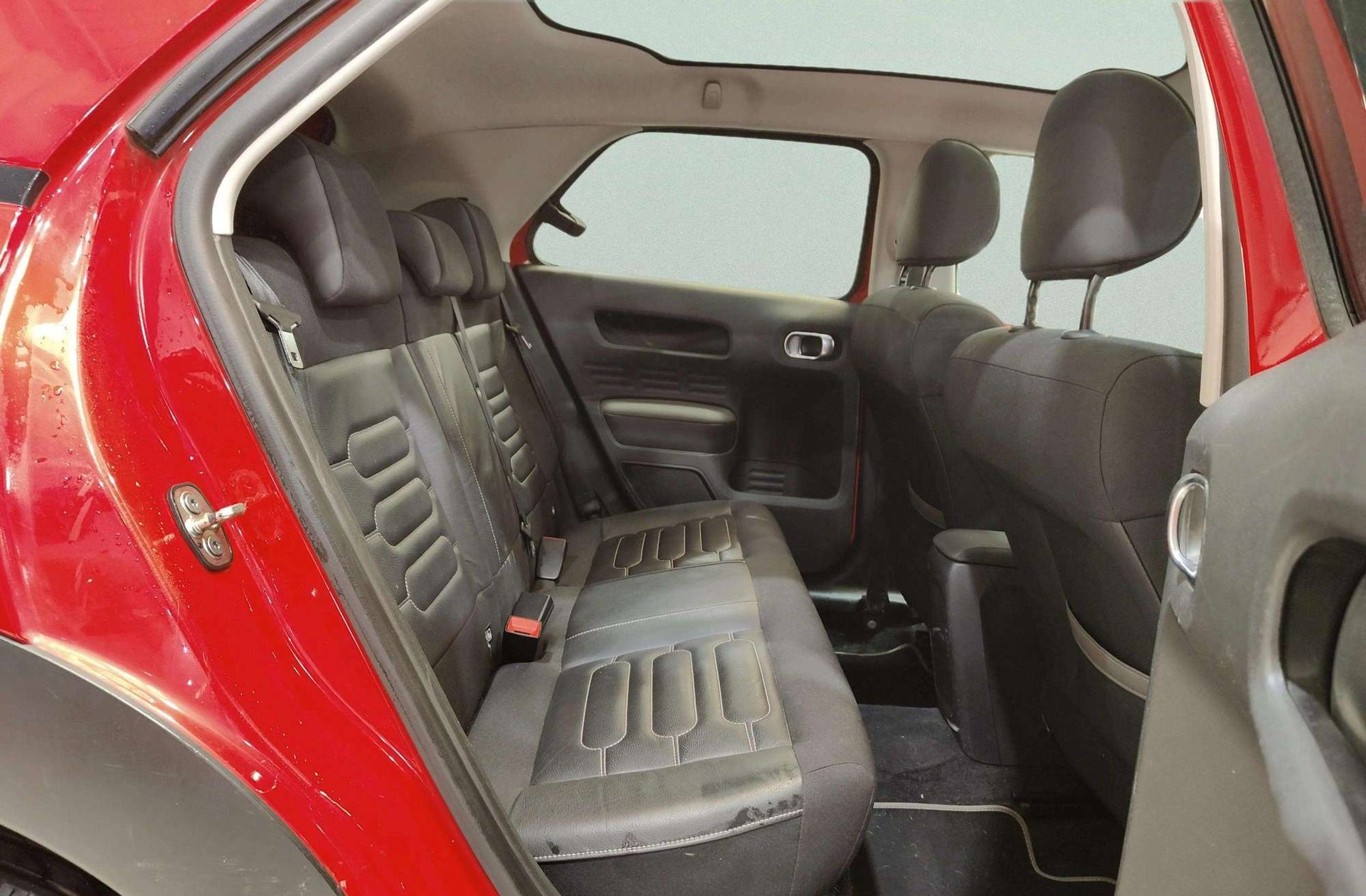 Citroën C4 Cactus PureTech 110 Shine - foto 18