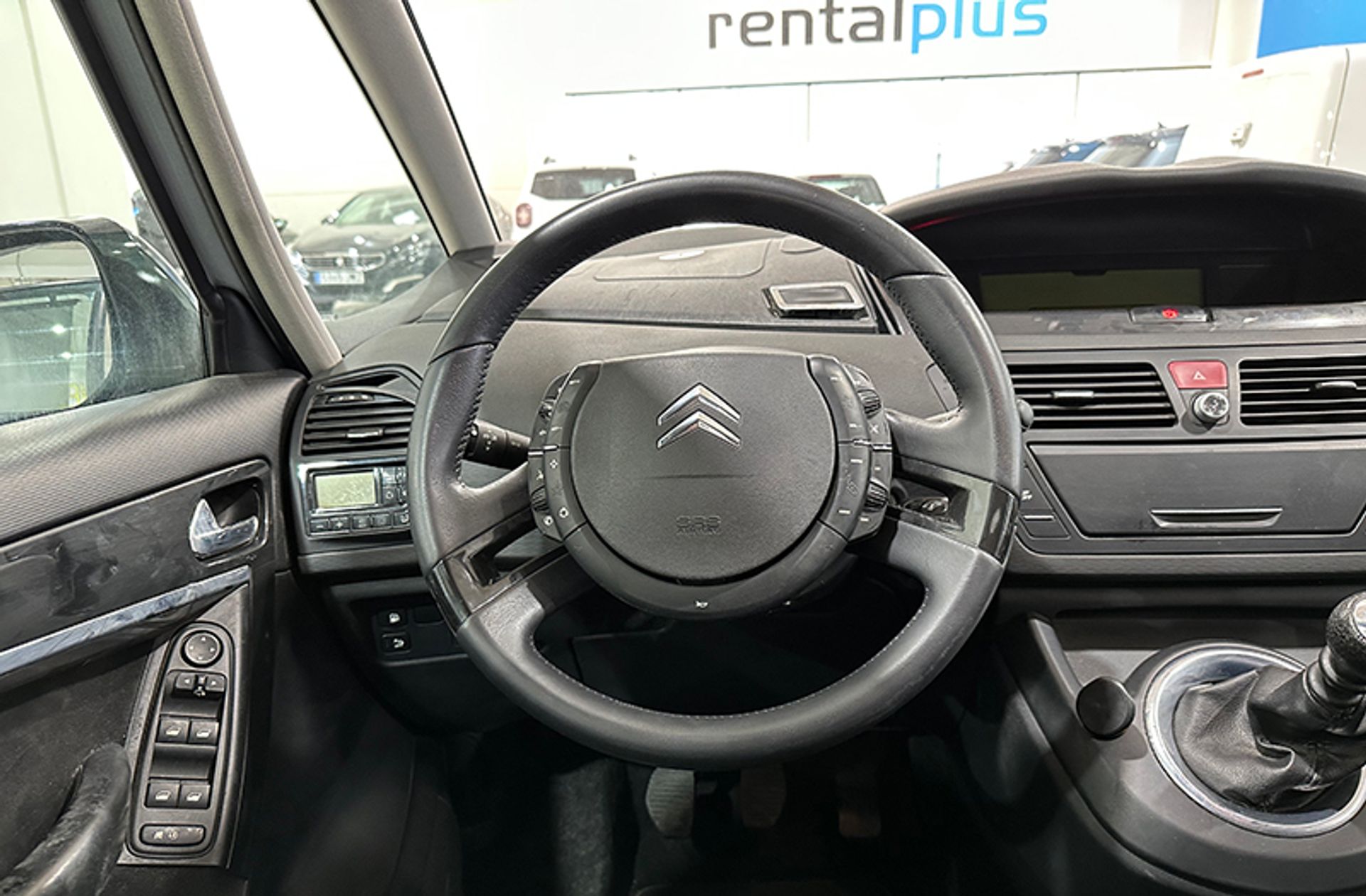 Citroën C4 Picasso 2.0 HDi Exclusive 7 plazas - foto 18