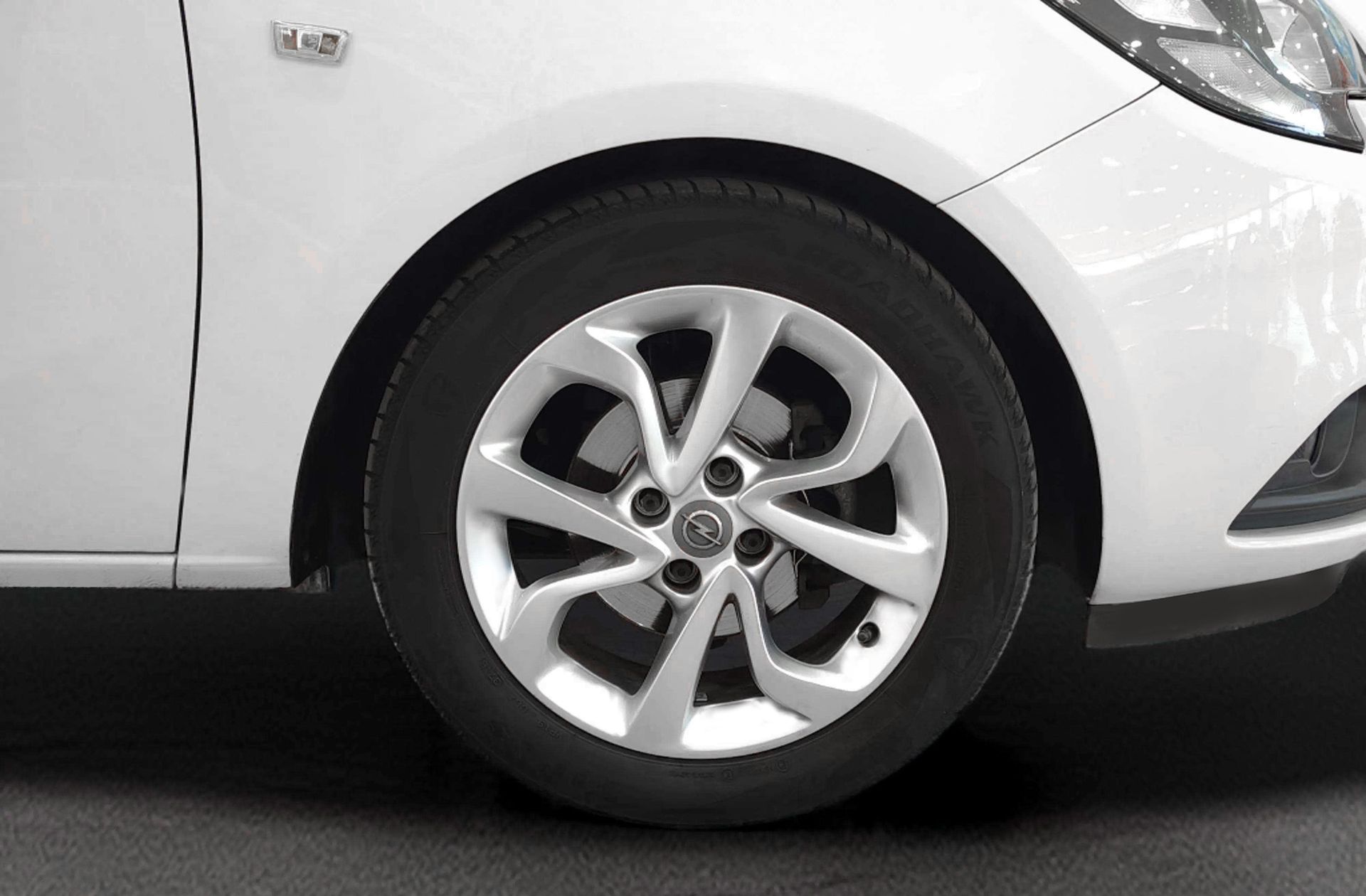 Opel Corsa 1.4 Selective - foto 31