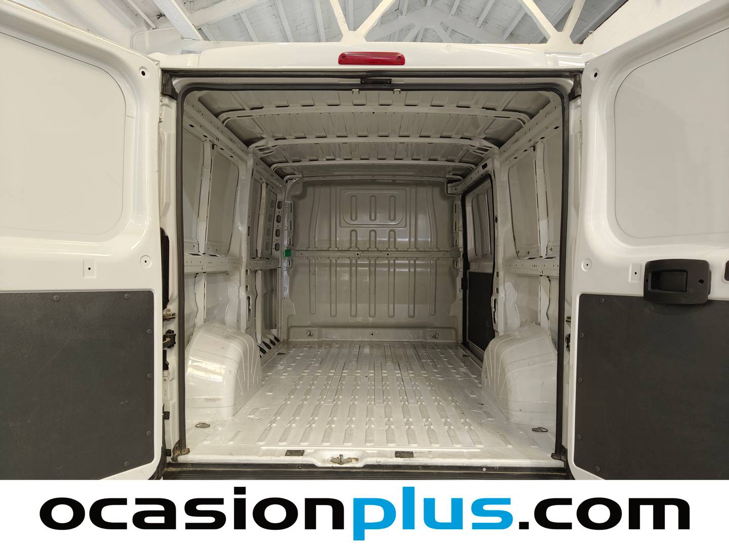 Foto asientos traseros Fiat Ducato Fiat Ducato Furgon 35 CNG L3H2 Nat.Pow (136 CV)