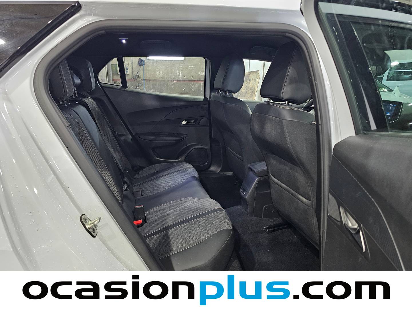 Foto Peugeot 2008 Peugeot 2008 PureTech 100 S&S Allure (100 CV)