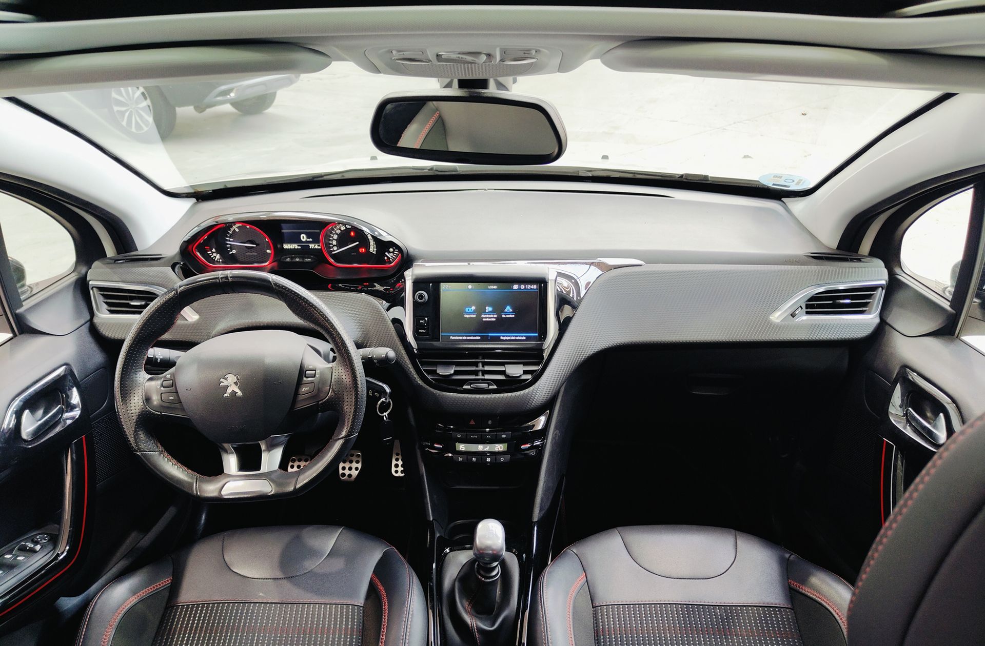 Peugeot 2008 BlueHDi 120 GT Line - foto 8