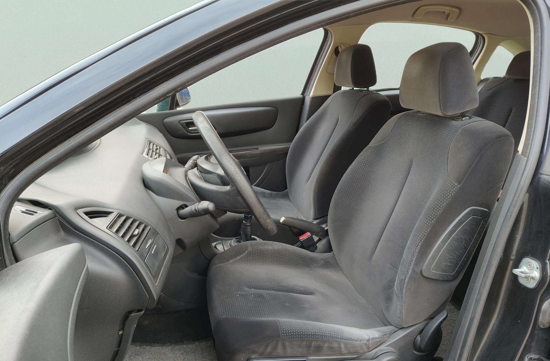 Citroën C4 1.6 HDi Collection - foto 8
