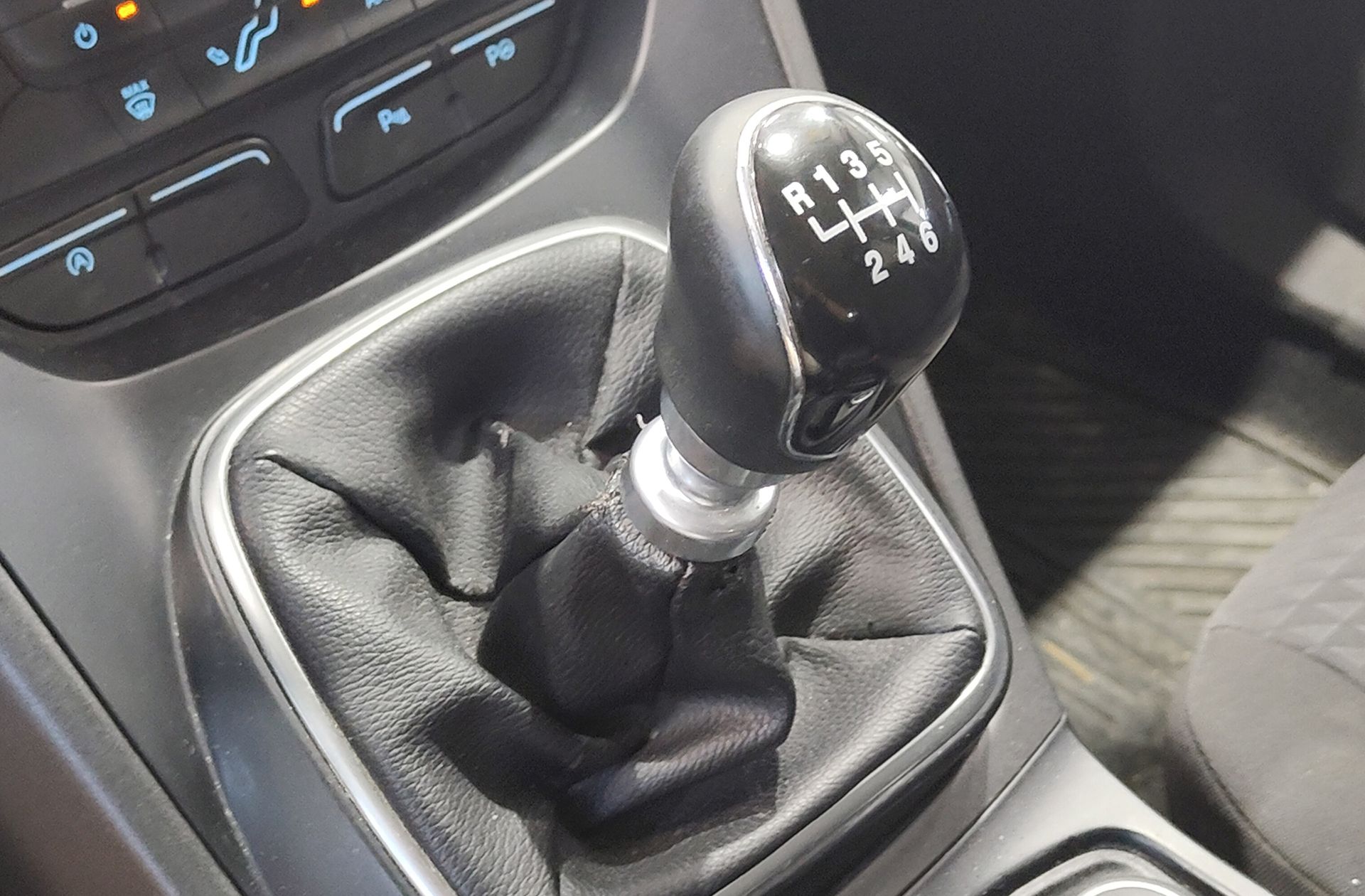 Ford C-Max 1.0 EcoBoost Trend+ - foto 5