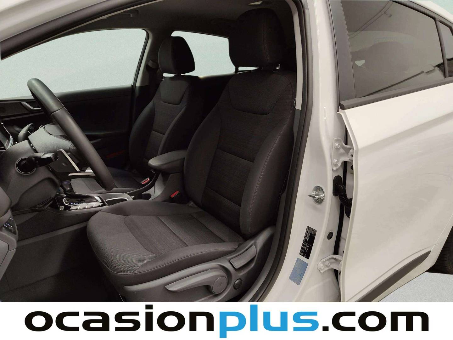 Foto asientos delanteros Hyundai IONIQ Hyundai Ioniq 1.6 GDI HEV Klass DT (141 CV)