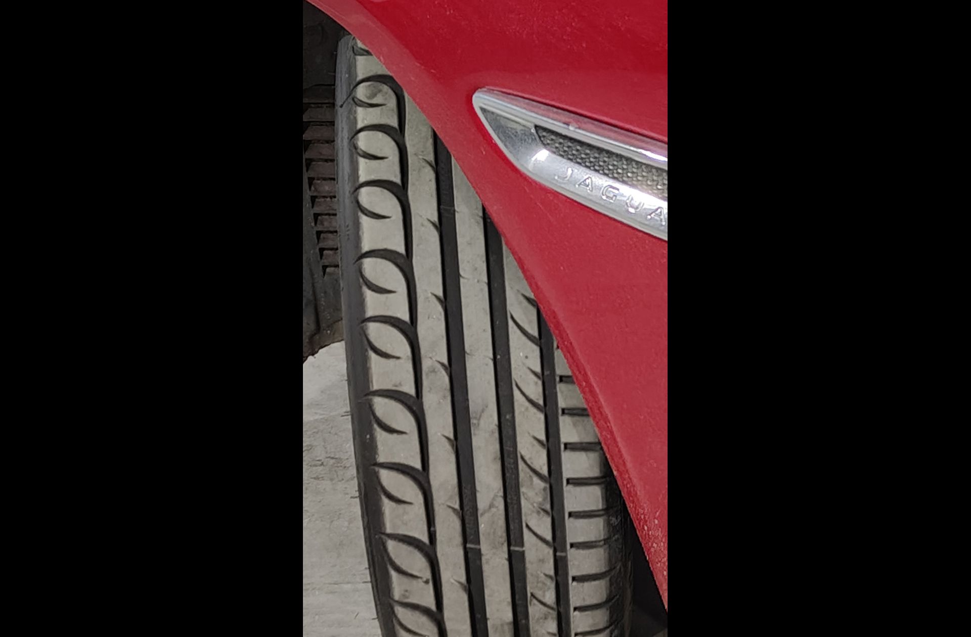Jaguar XE 2.0 Diesel Pure RWD - foto 38