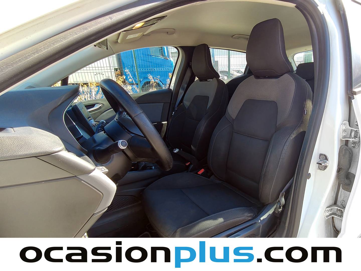 Foto asientos delanteros Renault Clio Renault Clio Business TCe (100 CV) GLP