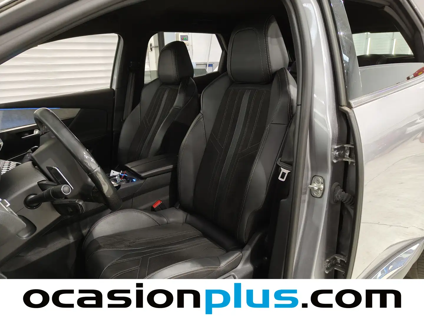 Foto Peugeot 3008 Peugeot 3008 BlueHDi 130 S&S GT EAT8  (130 CV)