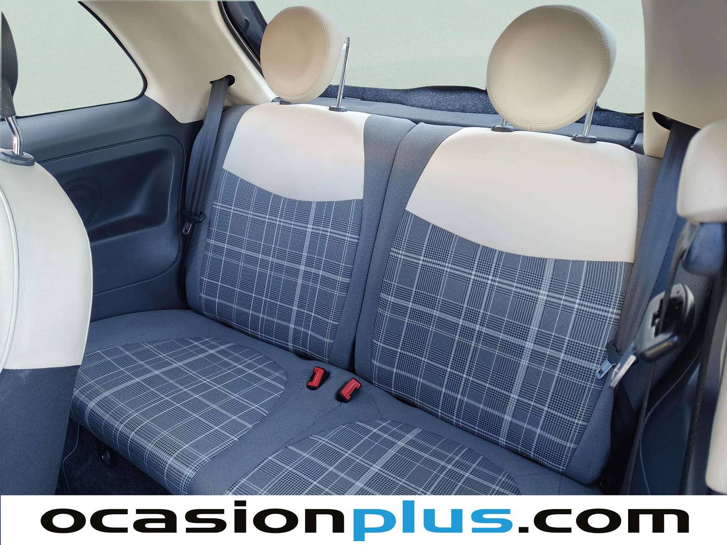 Foto Fiat 500 Fiat 500 1.2 8v Lounge (69 CV)