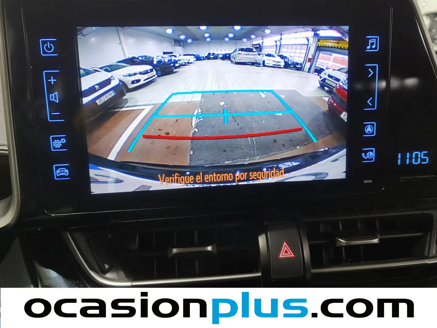 Foto Toyota C-HR Toyota C-HR 1.8 125H Advance (122 CV)