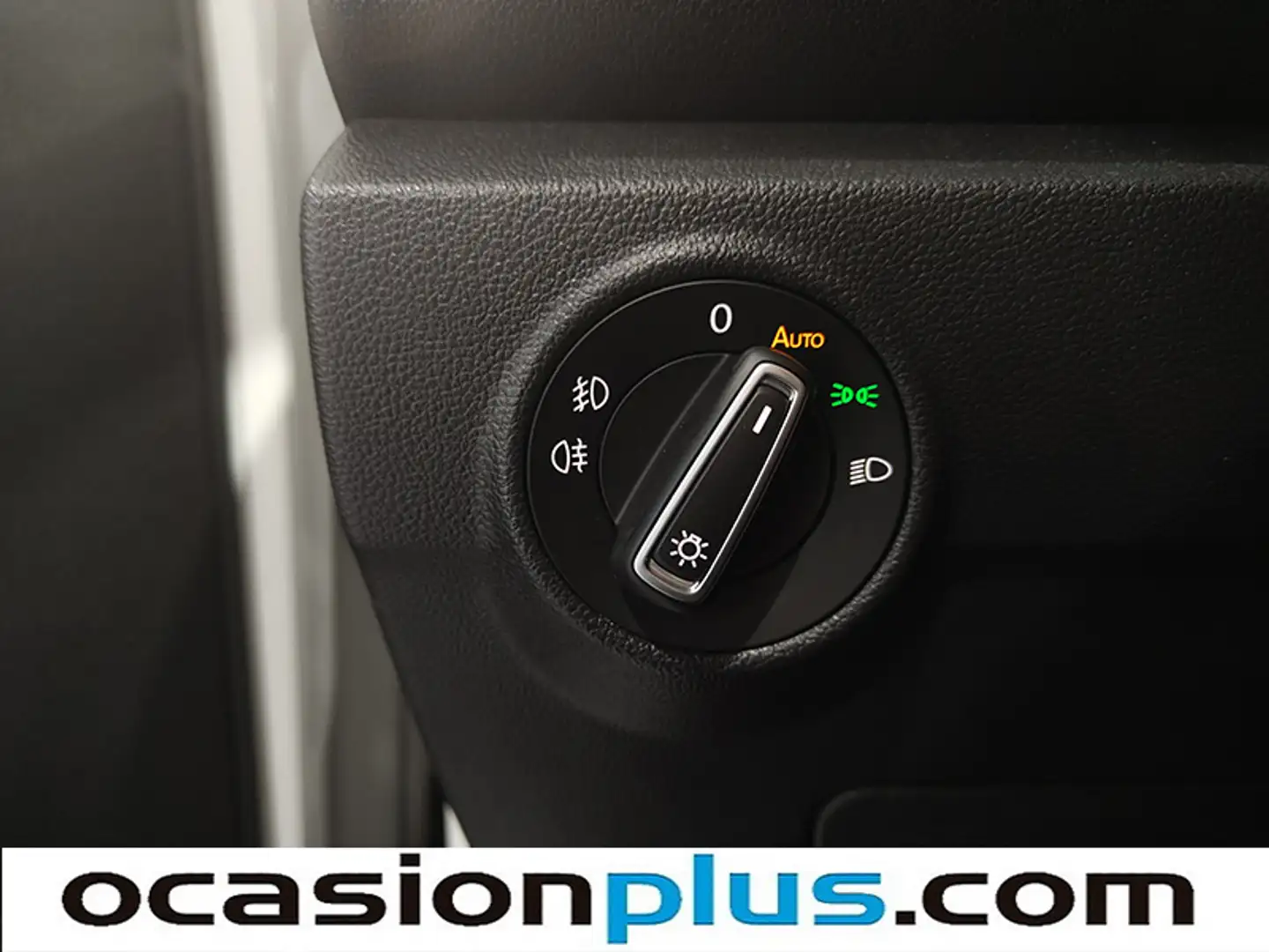 Foto Volkswagen T-Roc Volkswagen T-Roc Advance 2.0 TDI (115 CV)