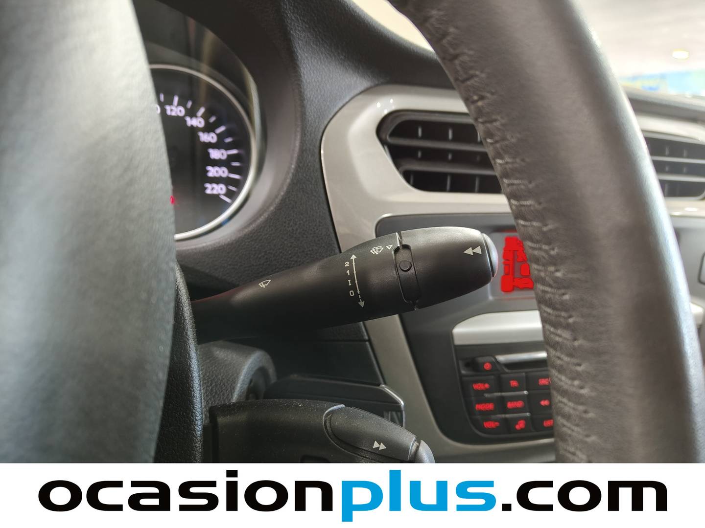 Citroën C-Elysée Citroën C-Elysee BlueHDi 100 Exclusive (100 CV) de segunda mano