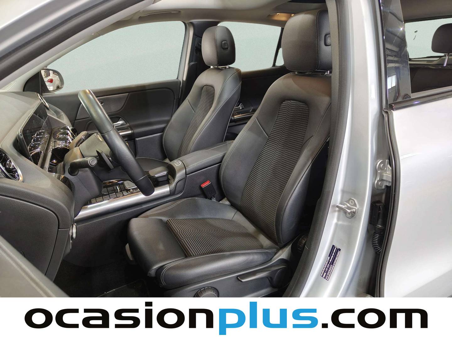 Foto asientos delanteros Mercedes GLA Mercedes GLA 200 (163 CV)
