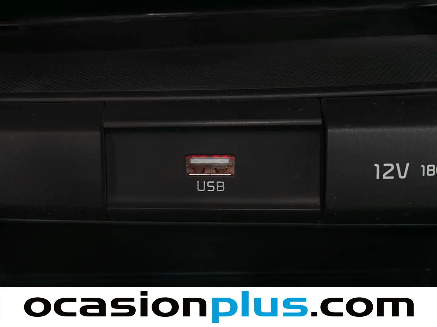 Foto KIA Stonic Kia Stonic 1.0 T-GDi MHEV Drive DCT (120 CV)