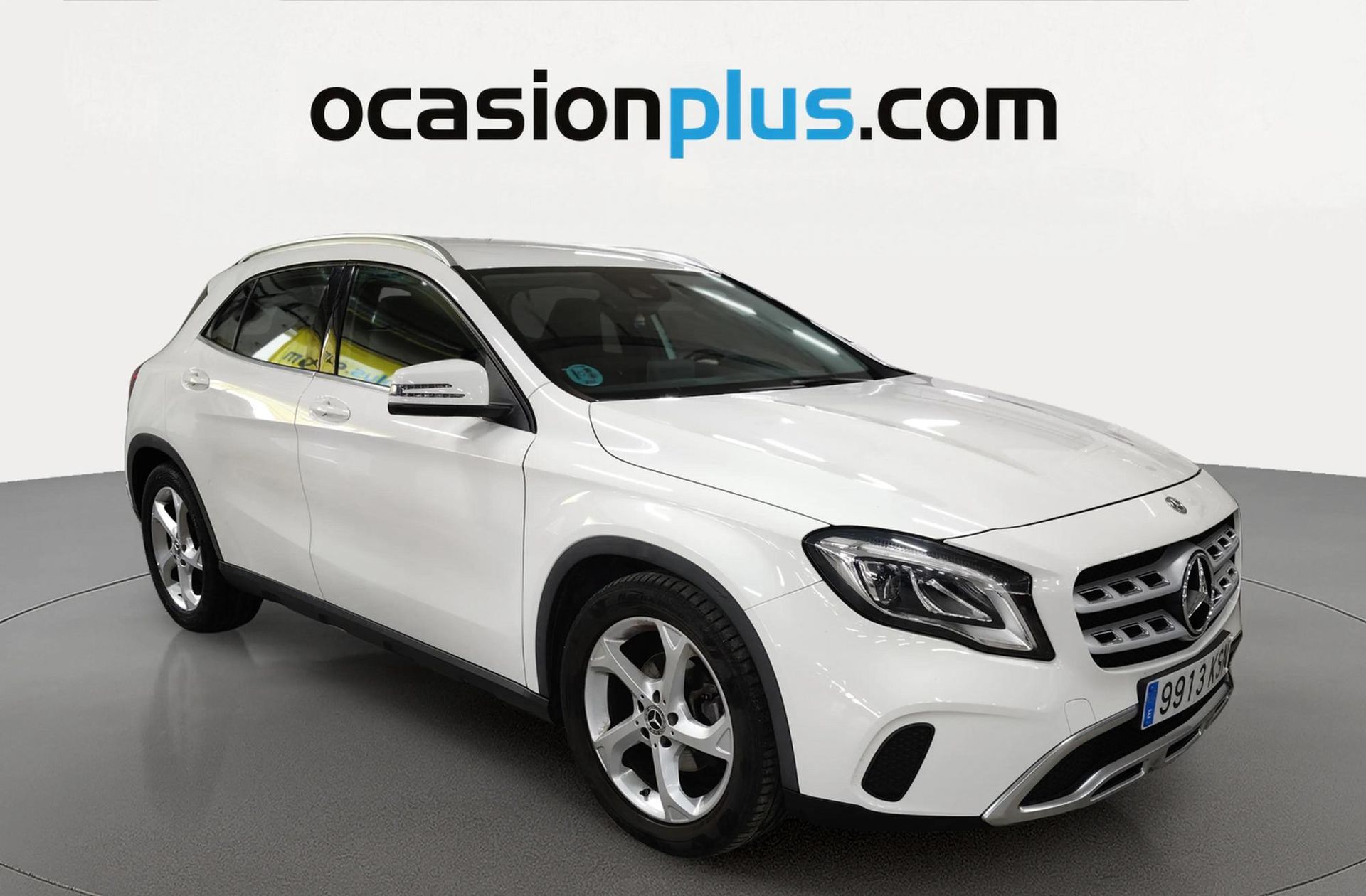Mercedes-Benz GLA 200 d - foto 2