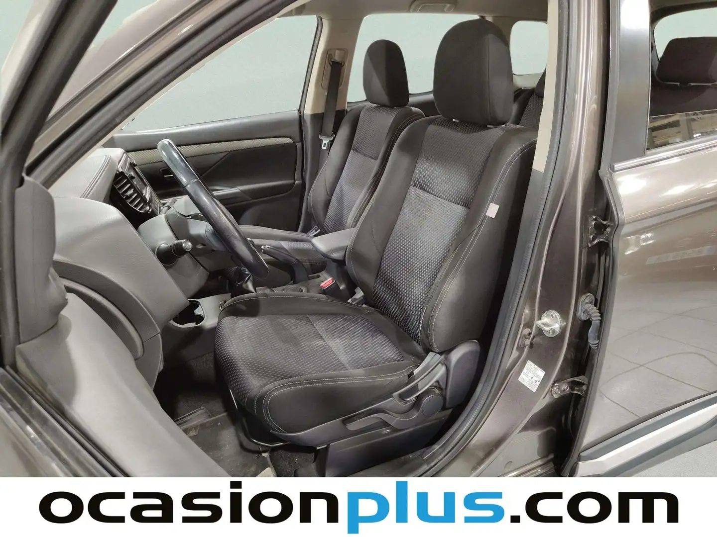 Foto Mitsubishi Outlander Mitsubishi Outlander 220 DI-D Motion 2WD (150 CV) 7 Plazas