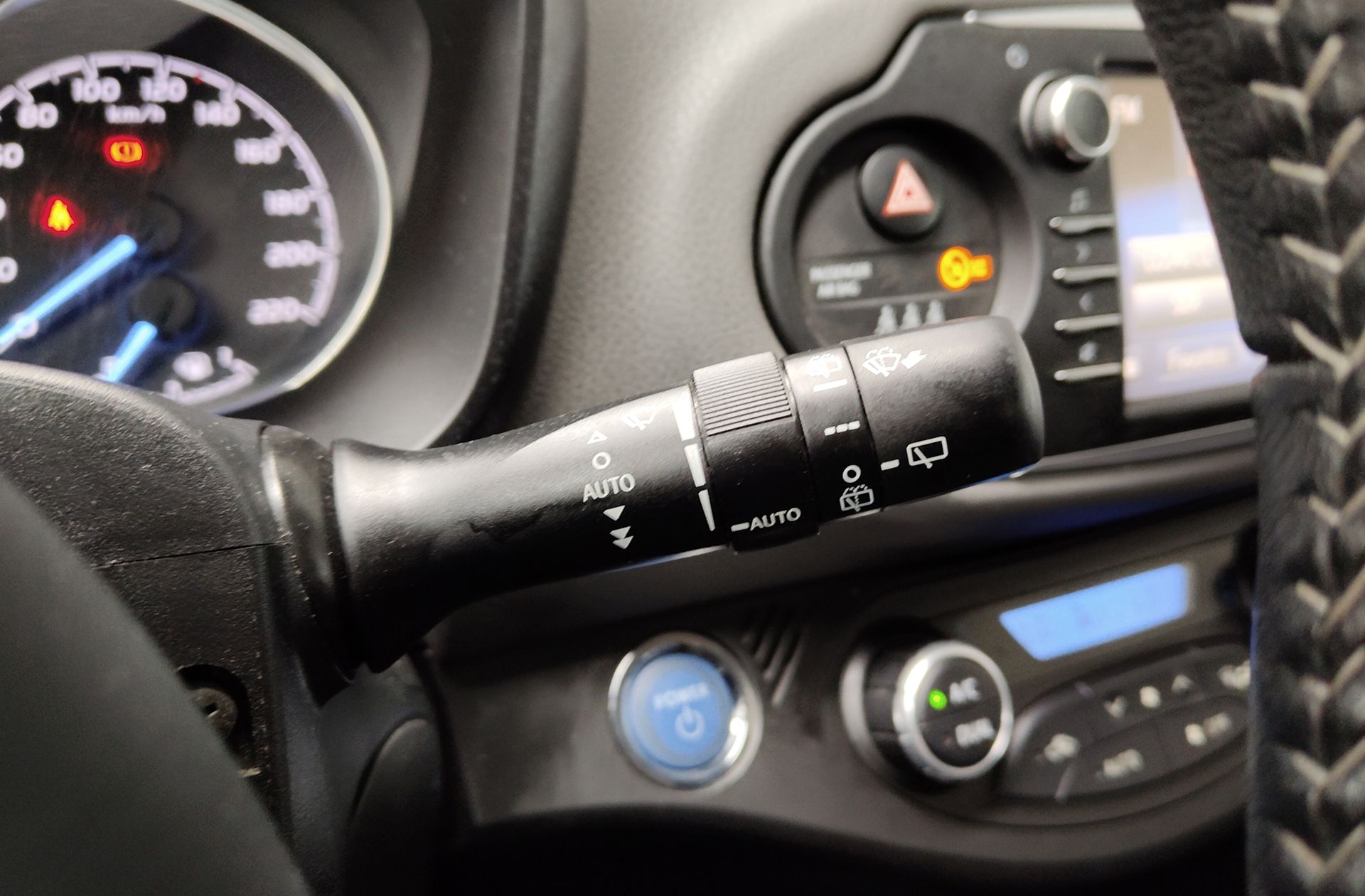 Toyota Yaris 1.5 Hybrid Active - foto 26