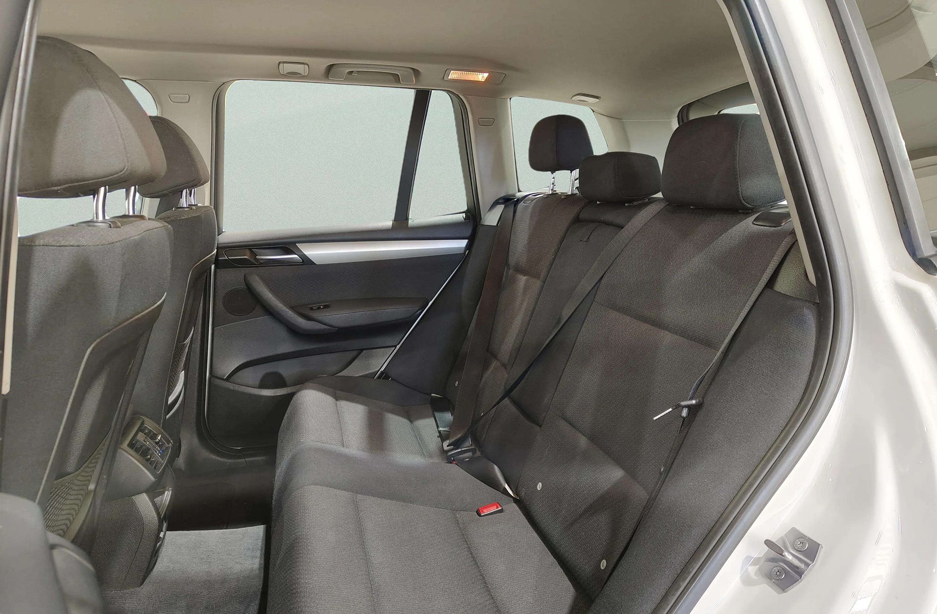 BMW X3 sDrive18d - foto 12