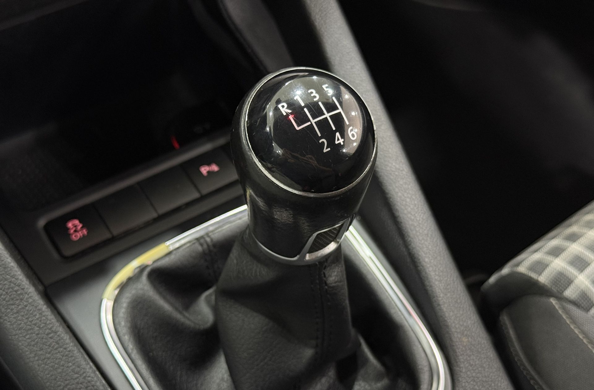 Volkswagen Scirocco Typhoon by R-Line 1.4 TSI BMT - foto 6