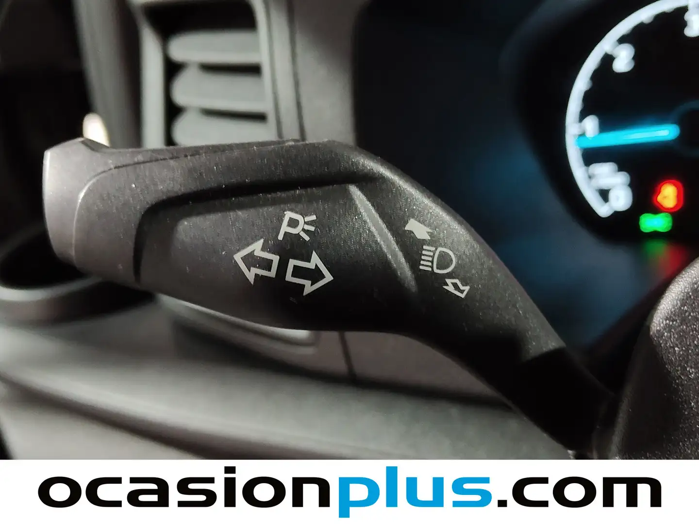 Foto Ford Transit Custom Ford Transit Custom Kombi 2.0 TDCI 320 L1 Trend  (130 CV) 9 Plazas