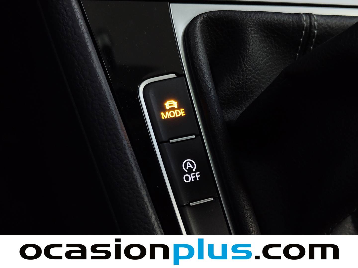 Foto Volkswagen Golf Volkswagen Golf 2.0 TDI CR BMT R-LINE (150 CV)