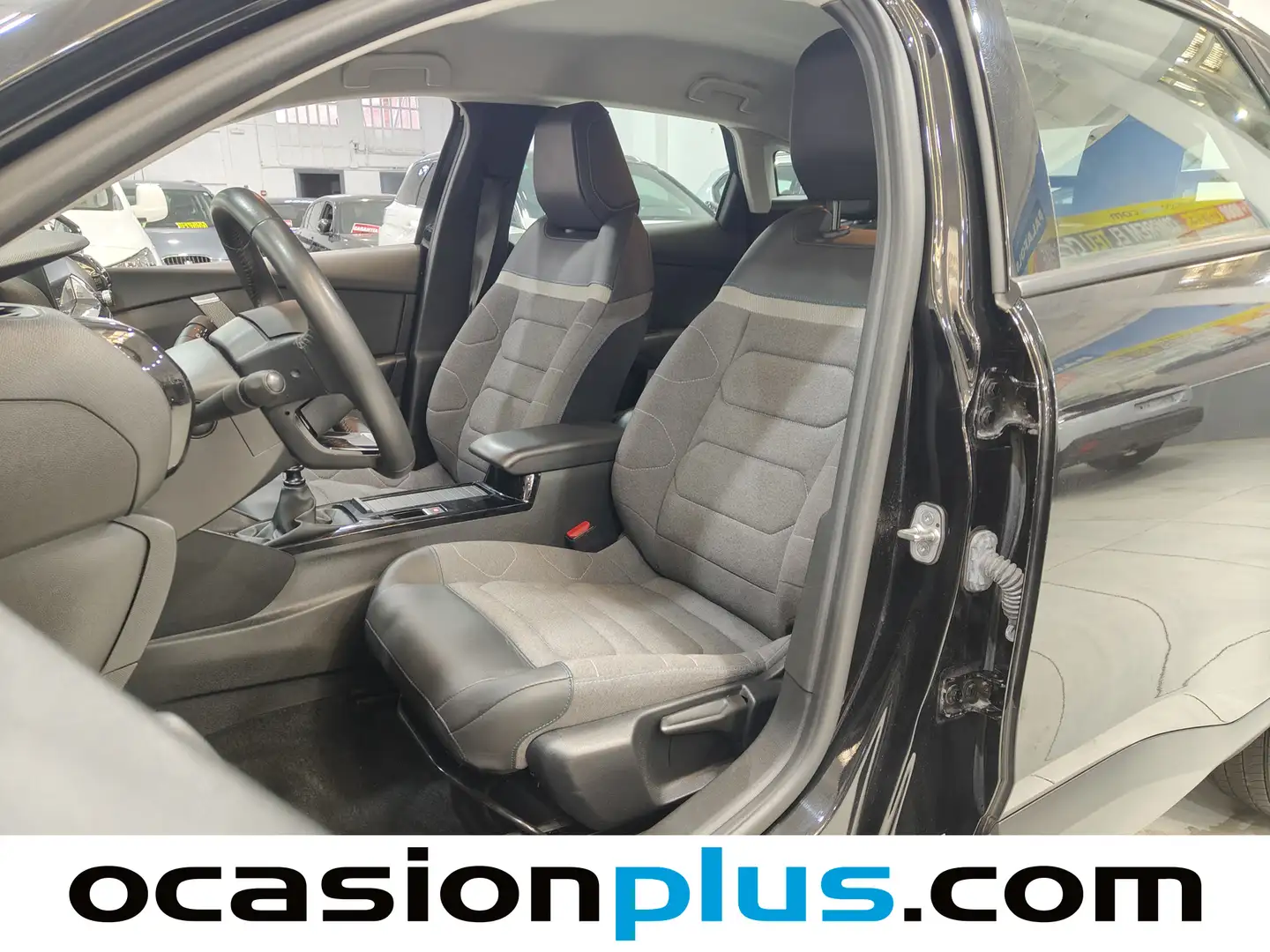 Foto Citroën C4 Citroen C4 PureTech 130 S&S 6v Feel Pack (130 CV)