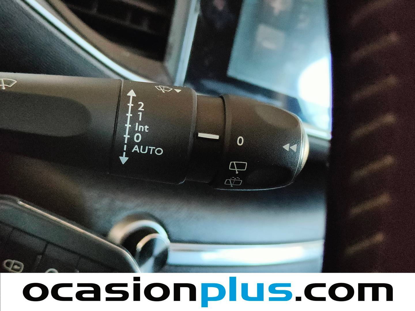 Equipamiento del Peugeot 308 Peugeot 308 BlueHDi 100 Style (100 CV)