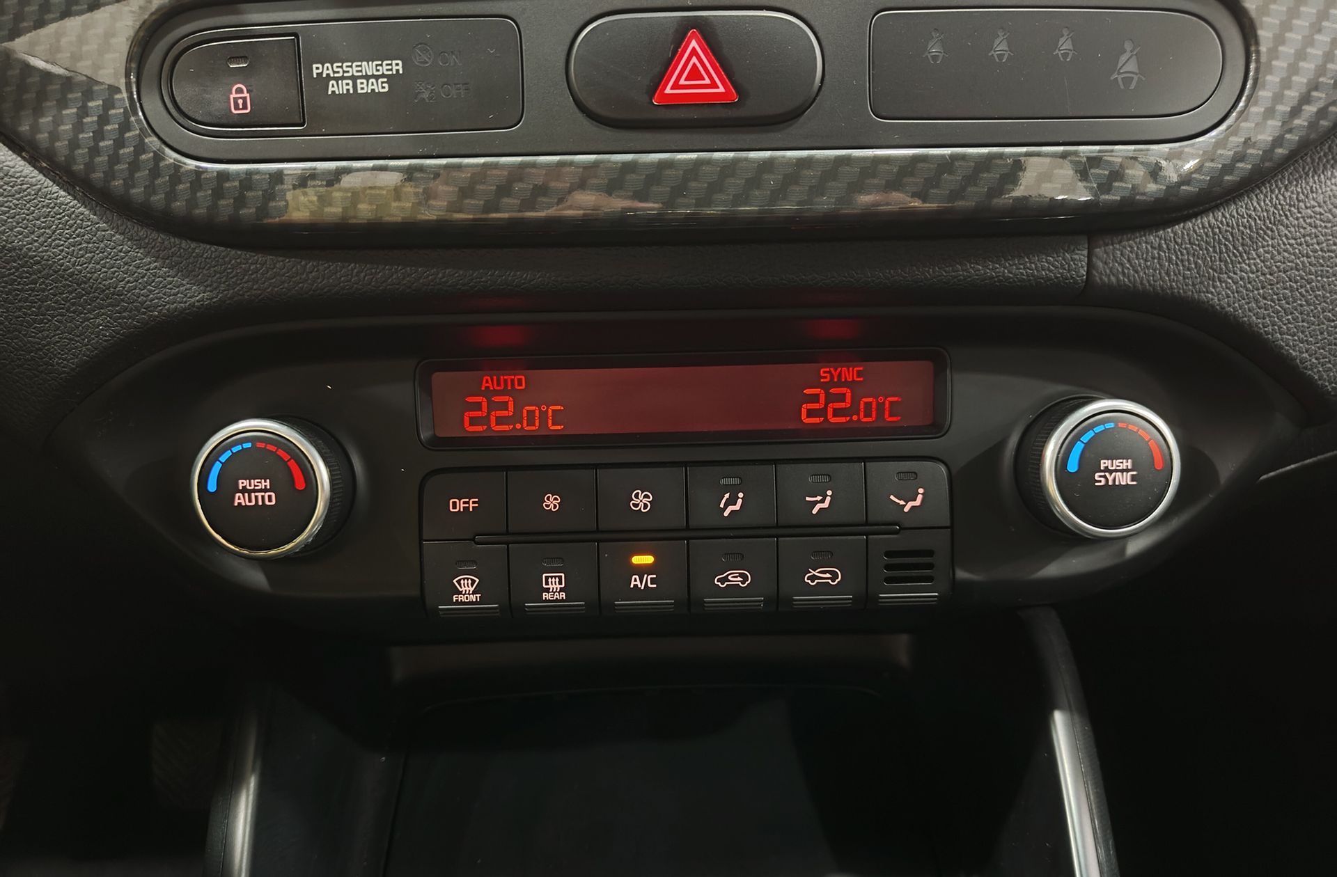 Kia Carens 1.7 CRDi VGT Drive Eco-Dynamics - foto 28
