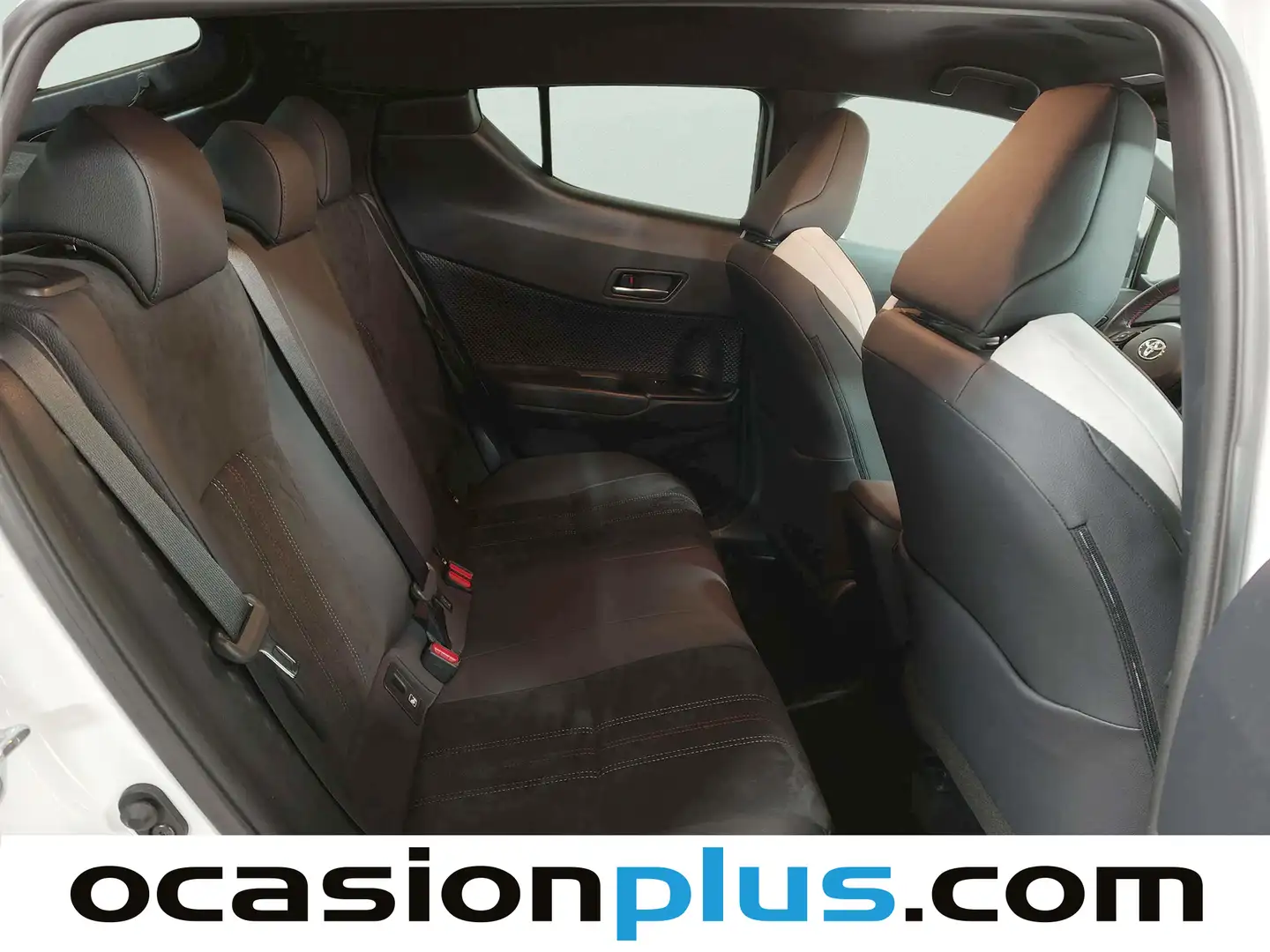 Foto Toyota C-HR Toyota C-HR 180H GR Sport (184 CV)