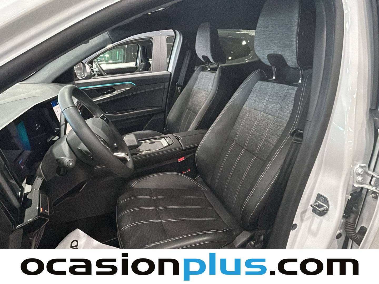 Foto asientos delanteros Renault Austral Renault Austral Techno Mild Hybrid Auto (158 CV)