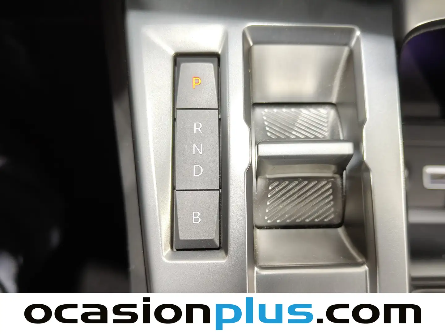 Foto Peugeot 308 Peugeot 308 SW Hybrid 180 GT Pack eEAT8 (180 CV)