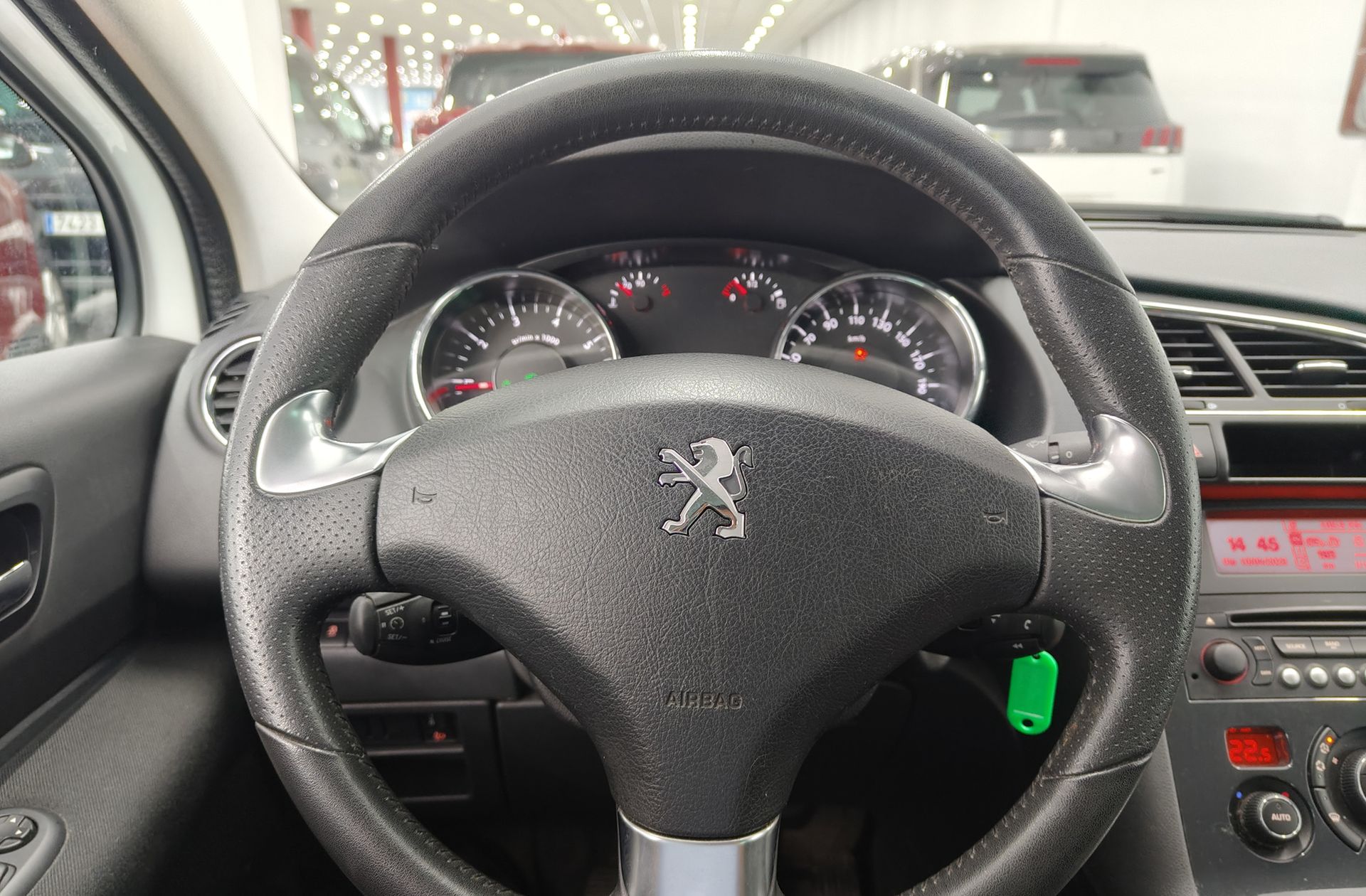 Peugeot 3008 1.2 PureTech Style - foto 20