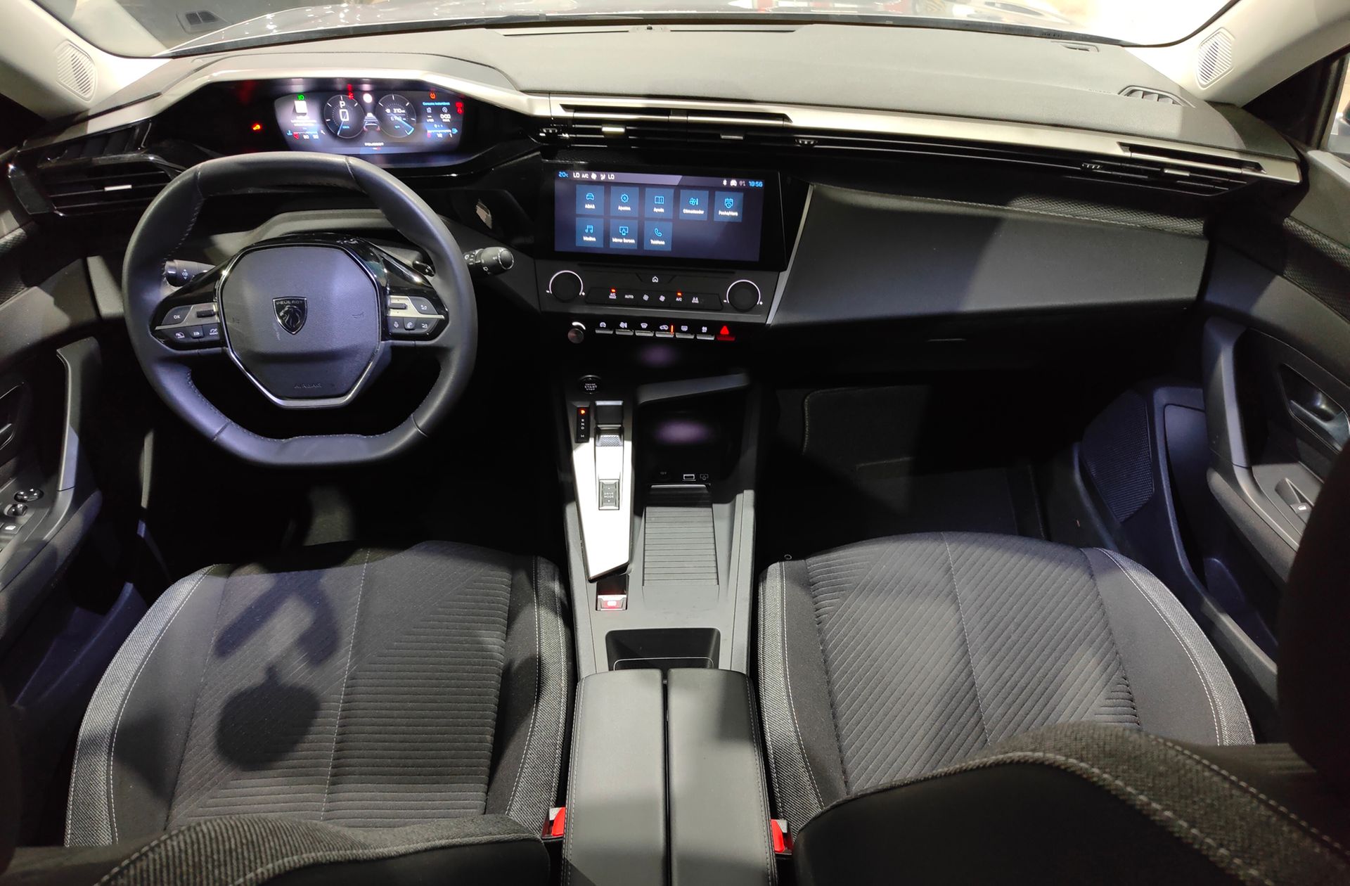Peugeot 308 PureTech 130 Active Pack EAT8 - foto 9