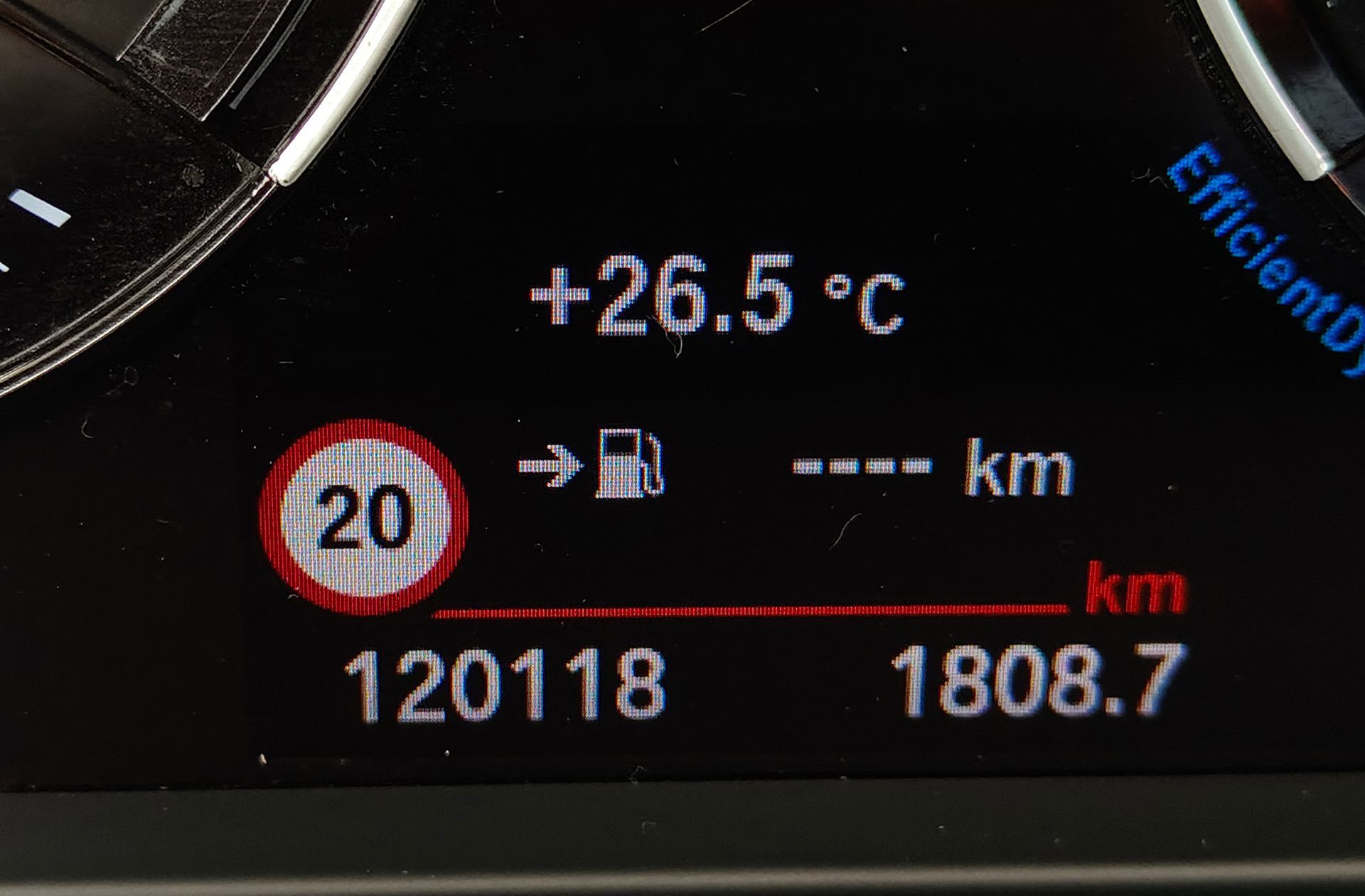 BMW X2 sDrive18d - foto 10
