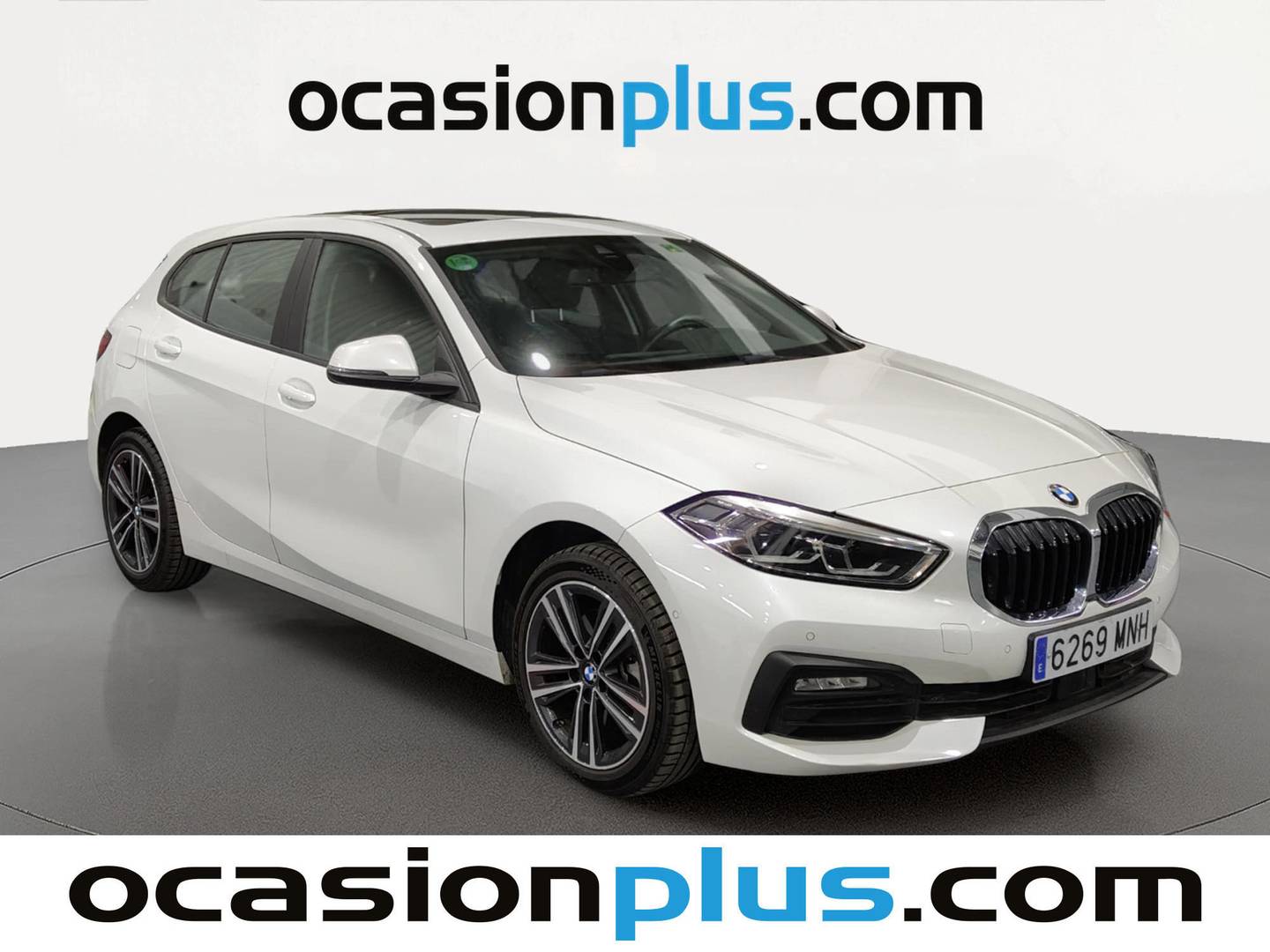 Foto delantera BMW Serie 1 BMW Serie 1 118i (136 CV) derecha