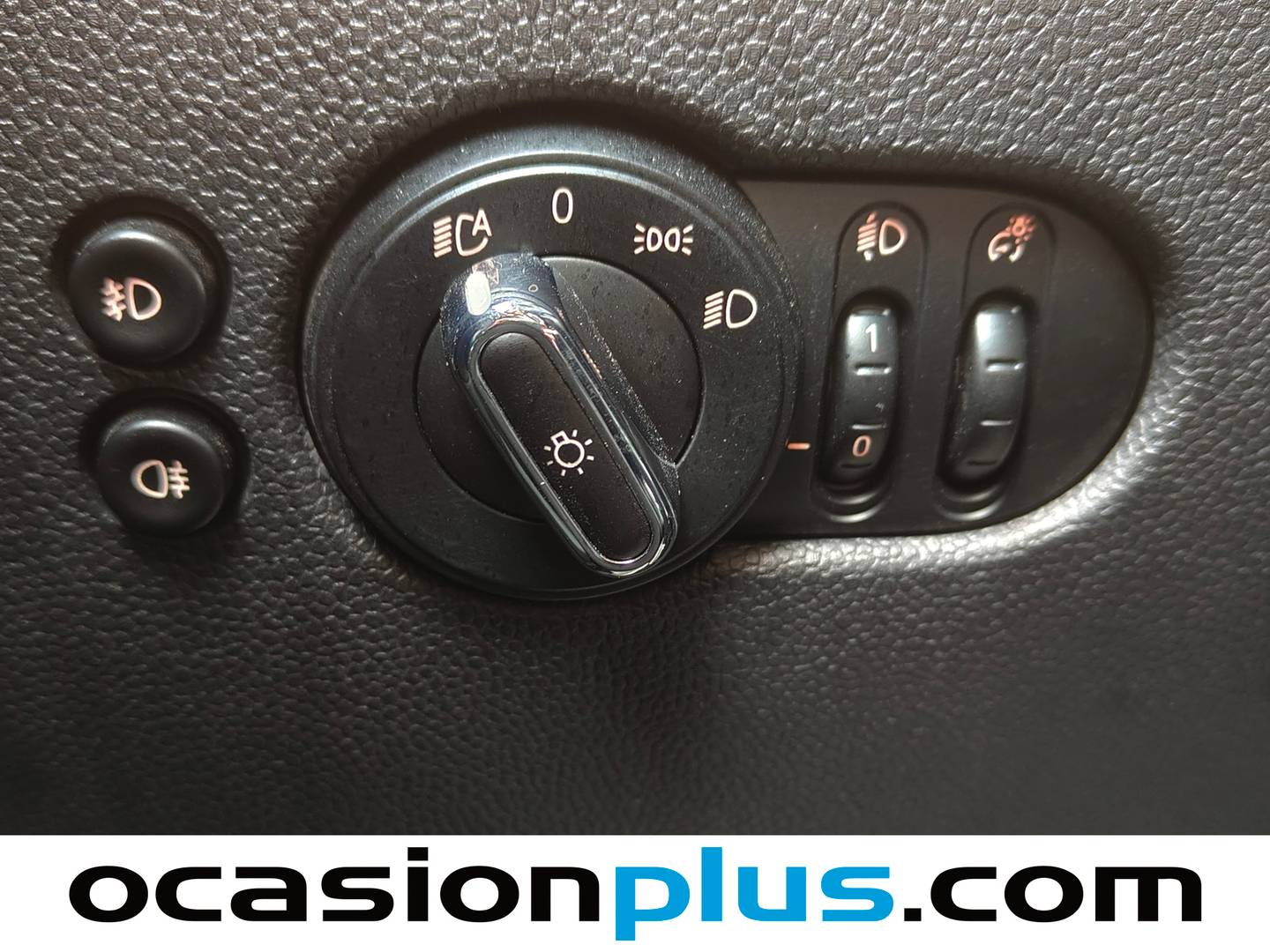 Acabados Mini MINI MINI MINI 5 Puertas 5 Puertas Cooper (136 CV)