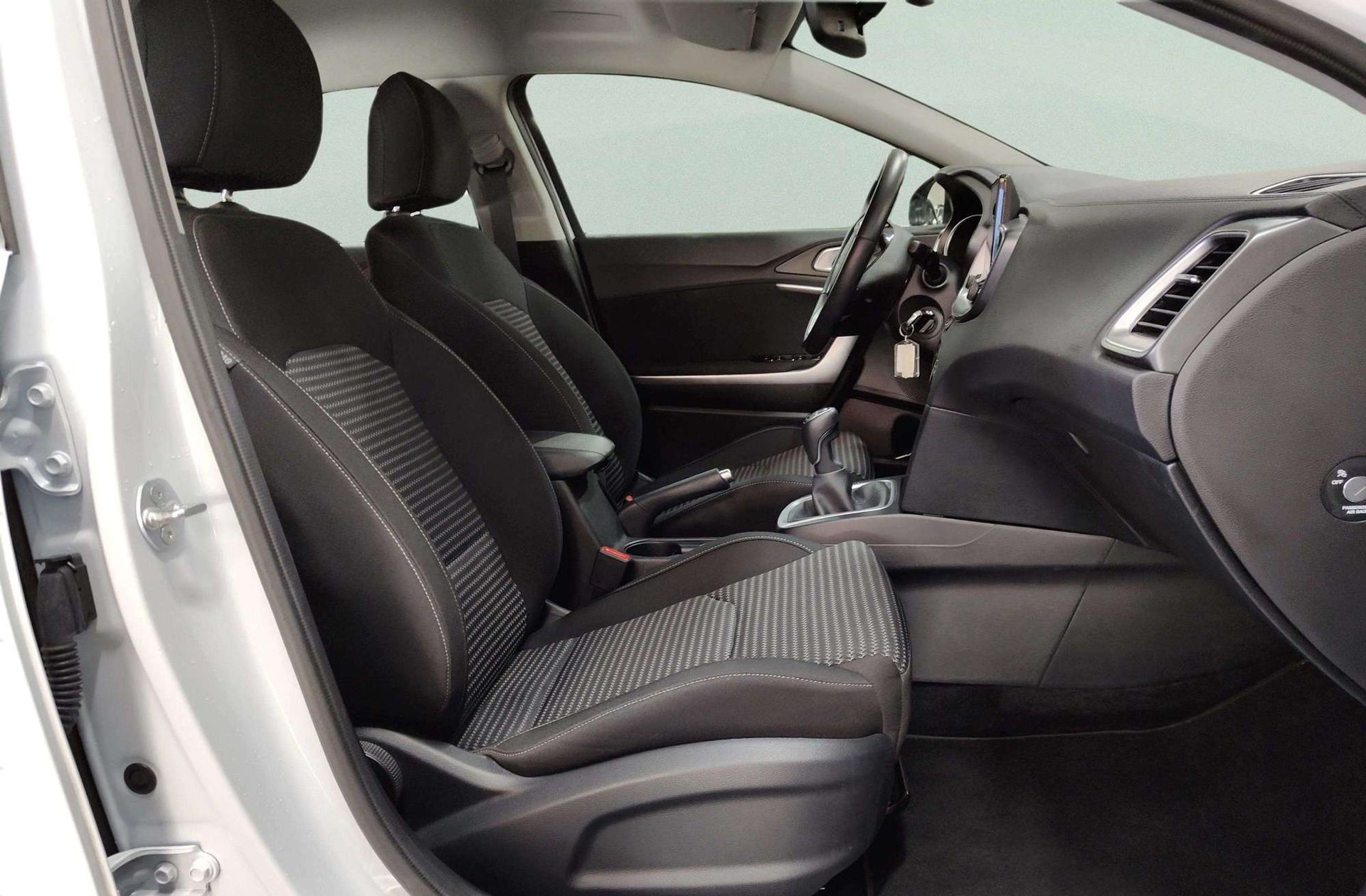Kia Ceed 1.0 T-GDi Drive - foto 18