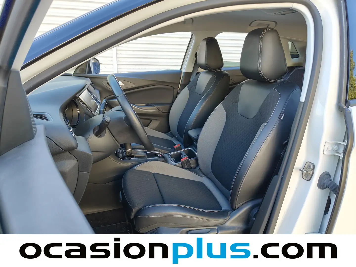 Foto Opel Grandland X Opel Grandland X 1.5 CDTi Ultimate Auto (130 CV)