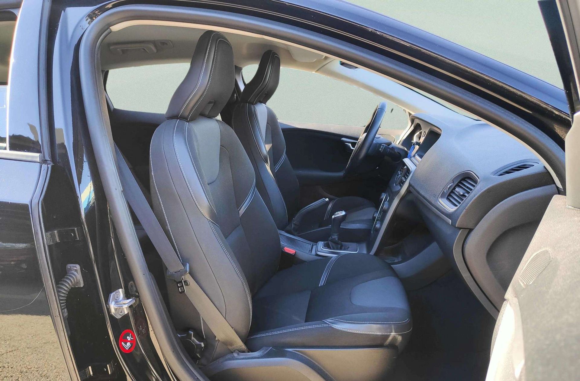 Volvo V40 T2 Kinetic - foto 13