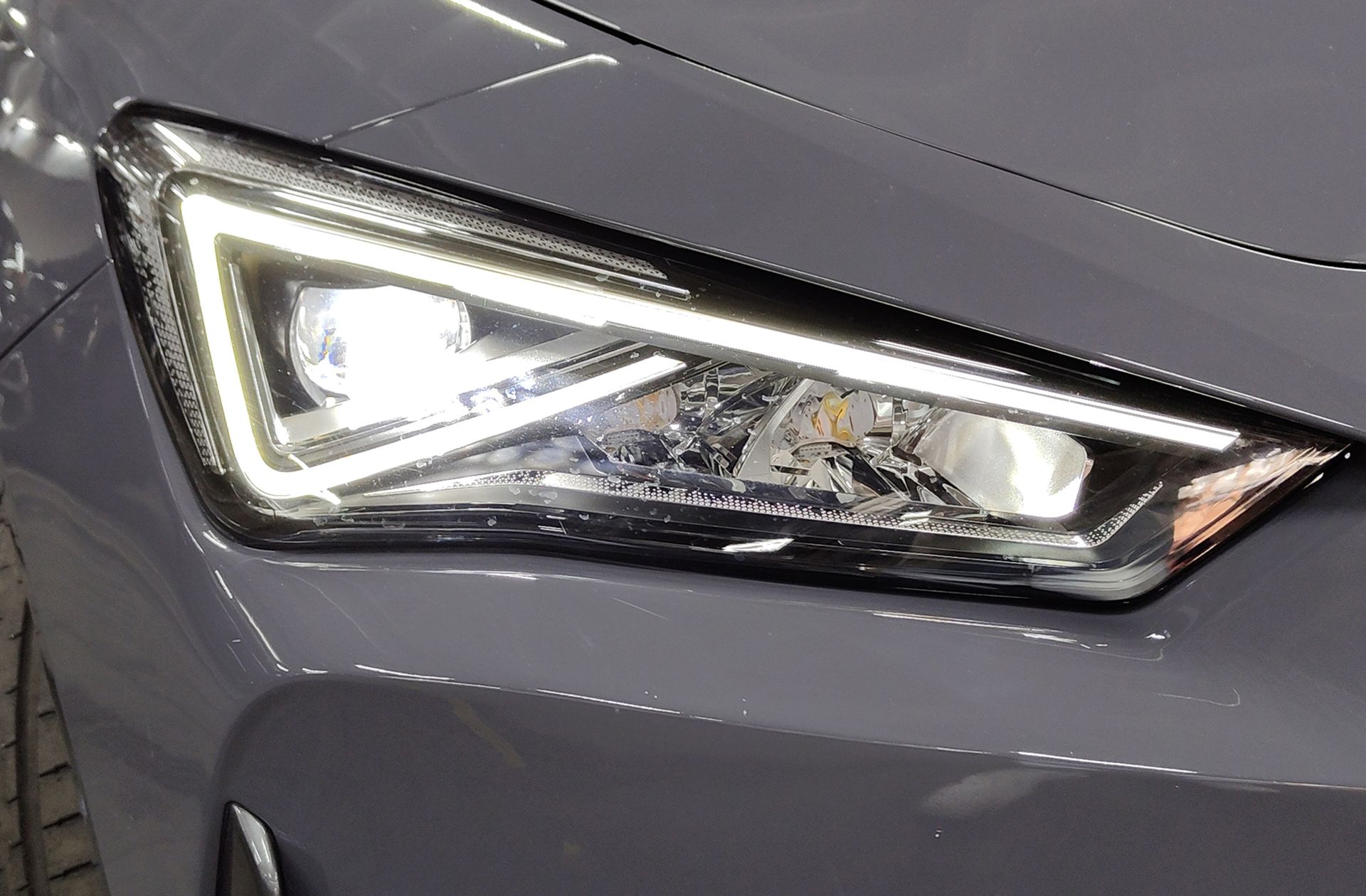 Cupra León 2.0 TSI DSG - foto 24