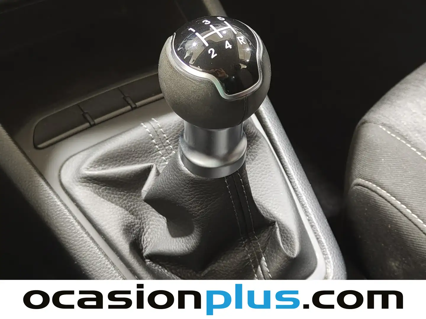 Foto KIA Stonic Kia Stonic 1.2 DPi Concept  (84 CV)